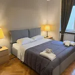 Апартаменты Easy Italy Duomo *